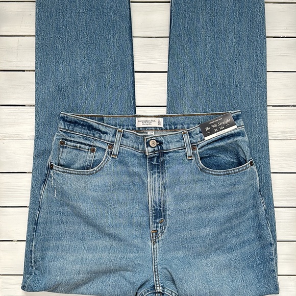 NWT Abercrombie&Fitch Curve Love Ultra HighRise 90s Strght Jean 00,2 - Picture 9 of 16